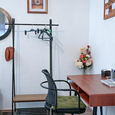 In Apartment-gastgeber: Ist Nelson Gladbeck